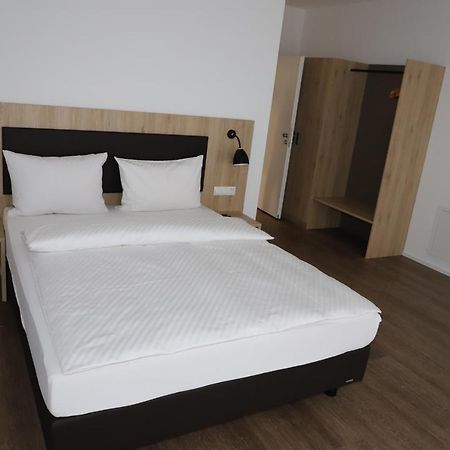 Gärtringen Hotel Baeren מראה חיצוני תמונה