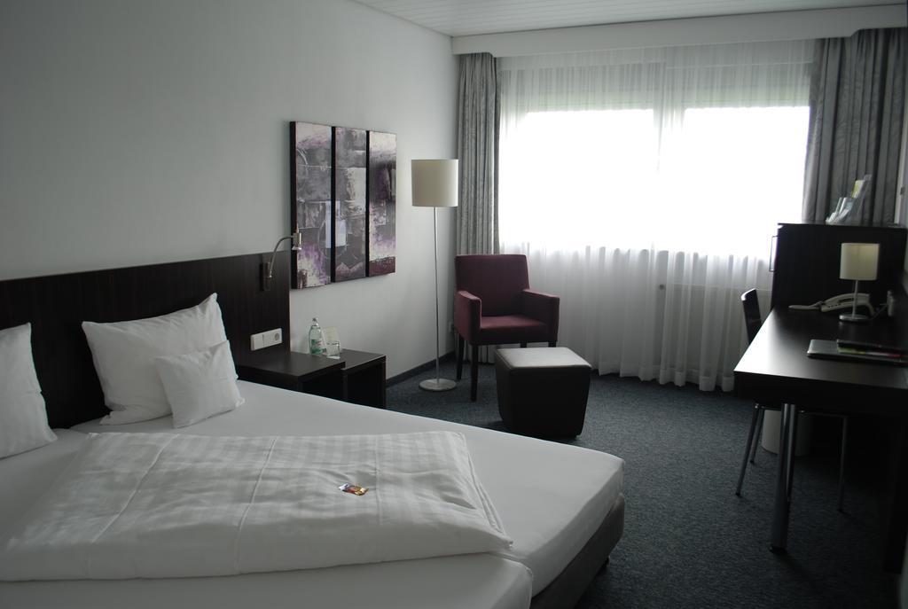 Gärtringen Hotel Baeren מראה חיצוני תמונה