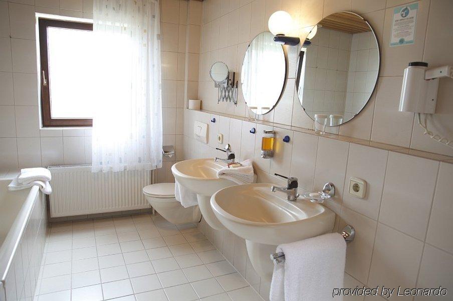 Gärtringen Hotel Baeren חדר תמונה