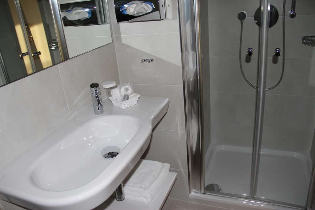 Gärtringen Hotel Baeren חדר תמונה